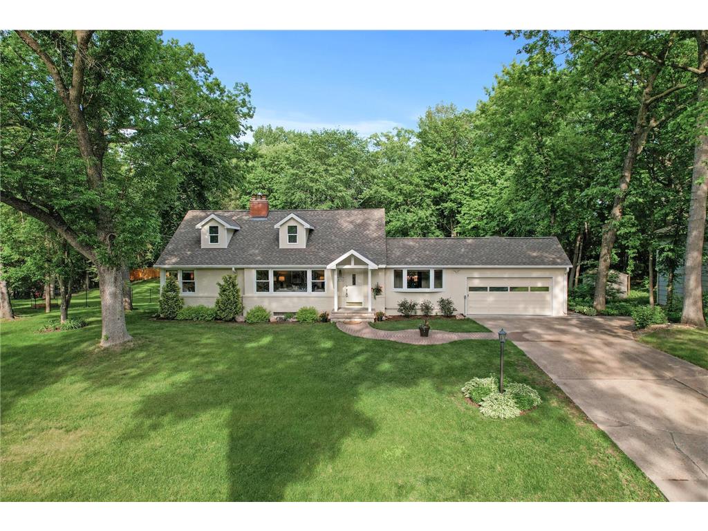4703 Fairhills Road E Minnetonka MN 55345 6672946 image1