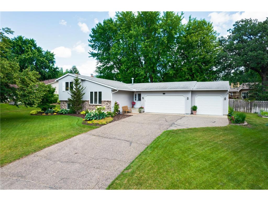 4704 Mackubin Street Shoreview MN 55126 6398406 image1