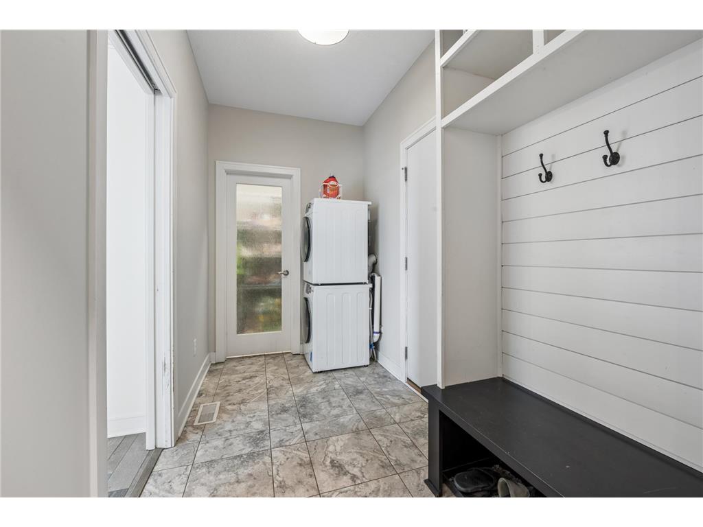 4704 S Lake Sarah Drive Independence MN 55359 - Sarah 7077893 image35