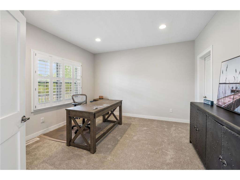 4704 S Lake Sarah Drive Independence MN 55359 - Sarah 7077893 image36