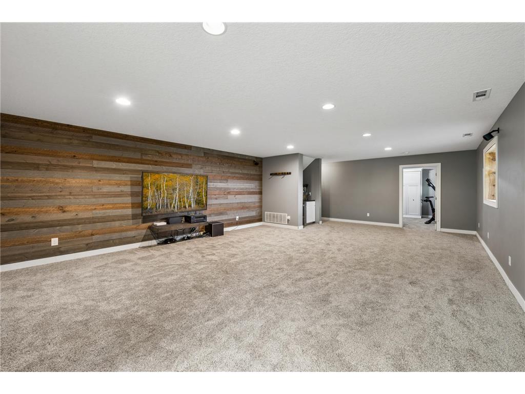 4704 S Lake Sarah Drive Independence MN 55359 - Sarah 7077893 image53