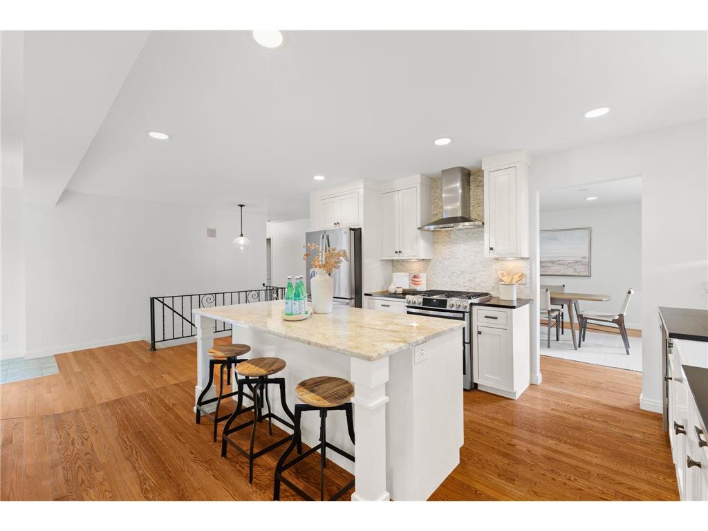 4704 W 70th Street Edina MN 55435 7061470 image16