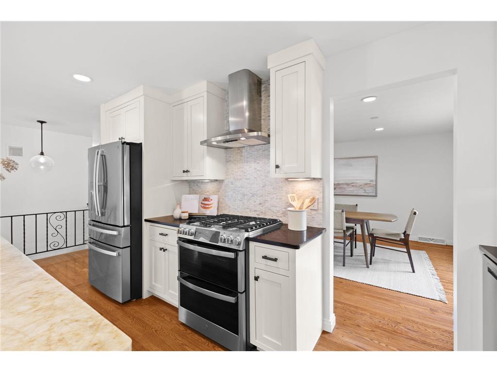 4704 W 70th Street Edina MN 55435 7061470 image17