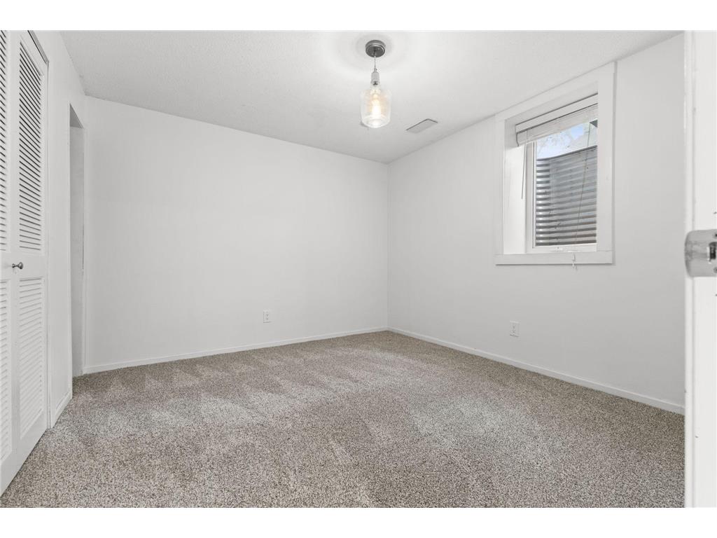 4704 W 70th Street Edina MN 55435 7061470 image37