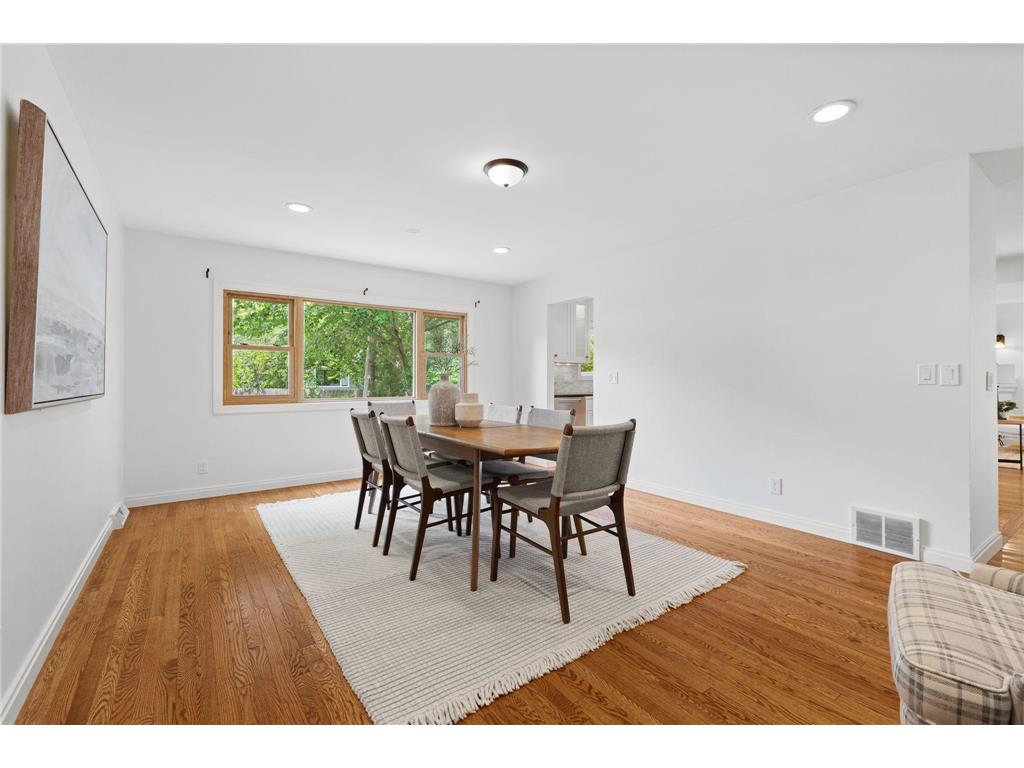 4704 W 70th Street Edina MN 55435 7061470 image4