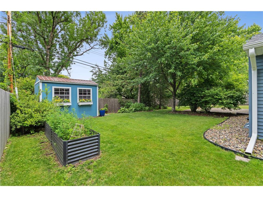 4704 W 70th Street Edina MN 55435 7061470 image46