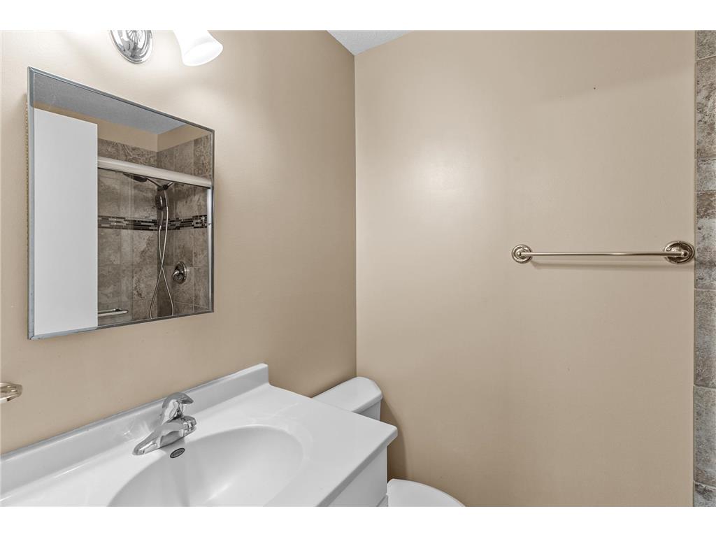 4708 Laura Lane Shoreview MN 55126 7067062 image15
