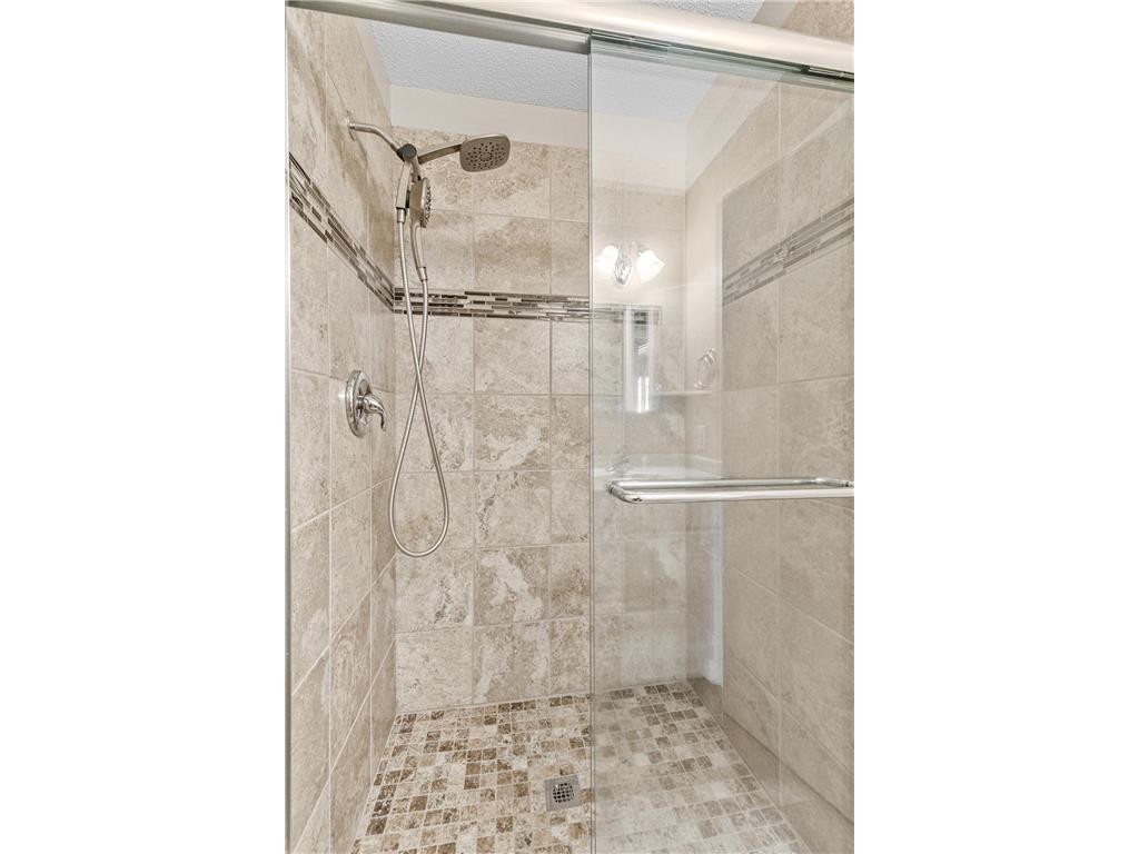 4708 Laura Lane Shoreview MN 55126 7067062 image17