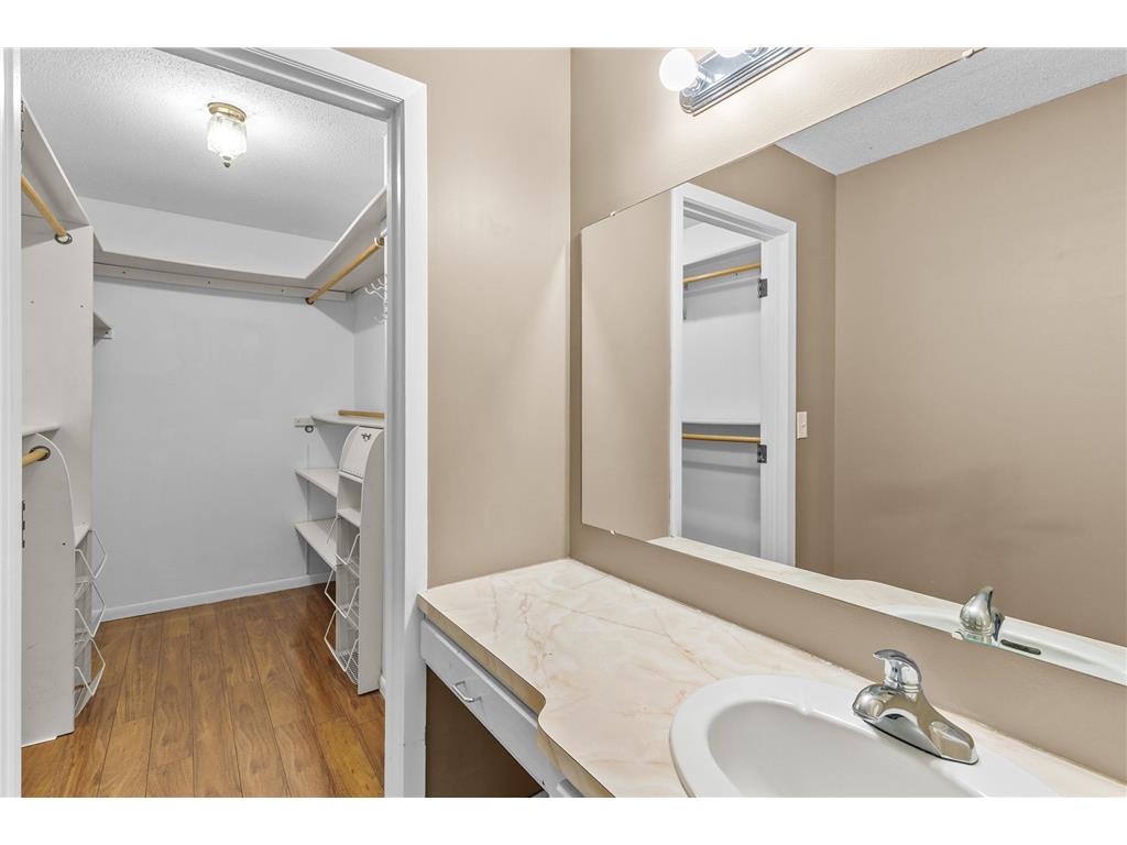 4708 Laura Lane Shoreview MN 55126 7067062 image18