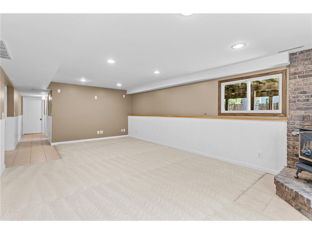4708 Laura Lane Shoreview MN 55126 7067062 image24