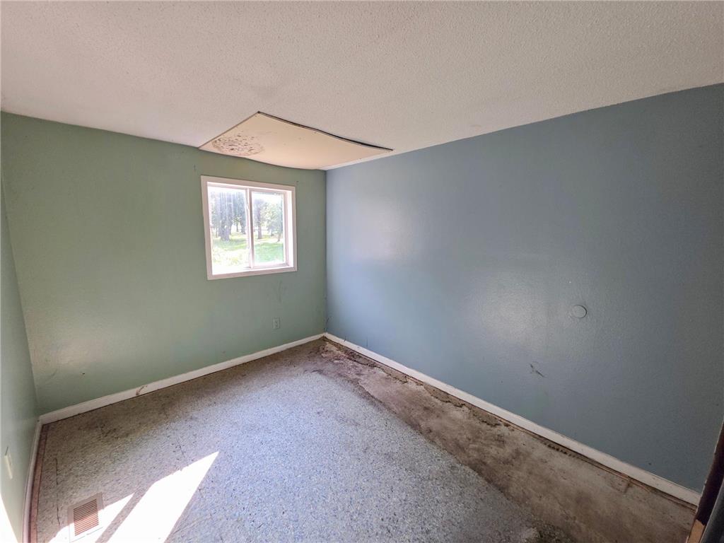 47099 Center Street W East Grand Forks MN 56721 7115181 image8