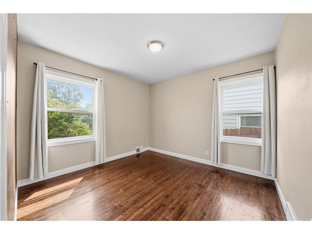 471 White Bear Avenue N Saint Paul MN 55106 7111101 image20