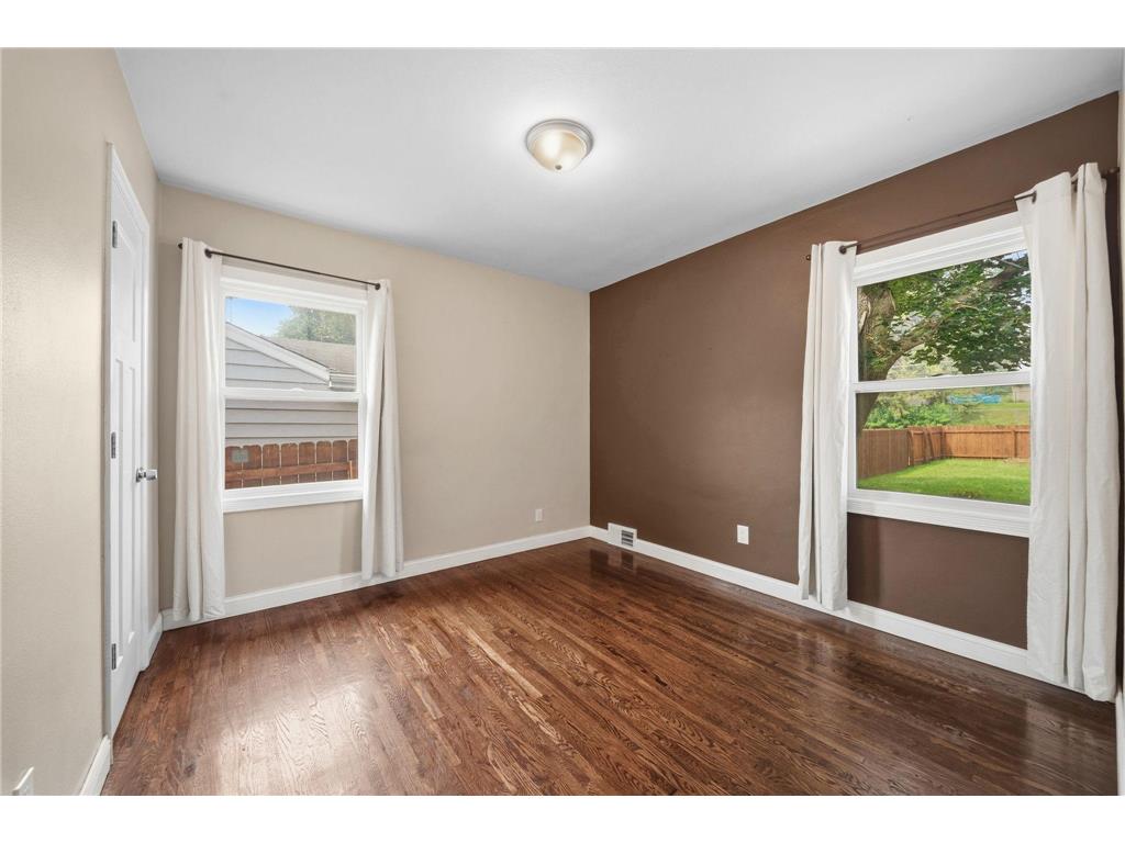 471 White Bear Avenue N Saint Paul MN 55106 7111101 image26