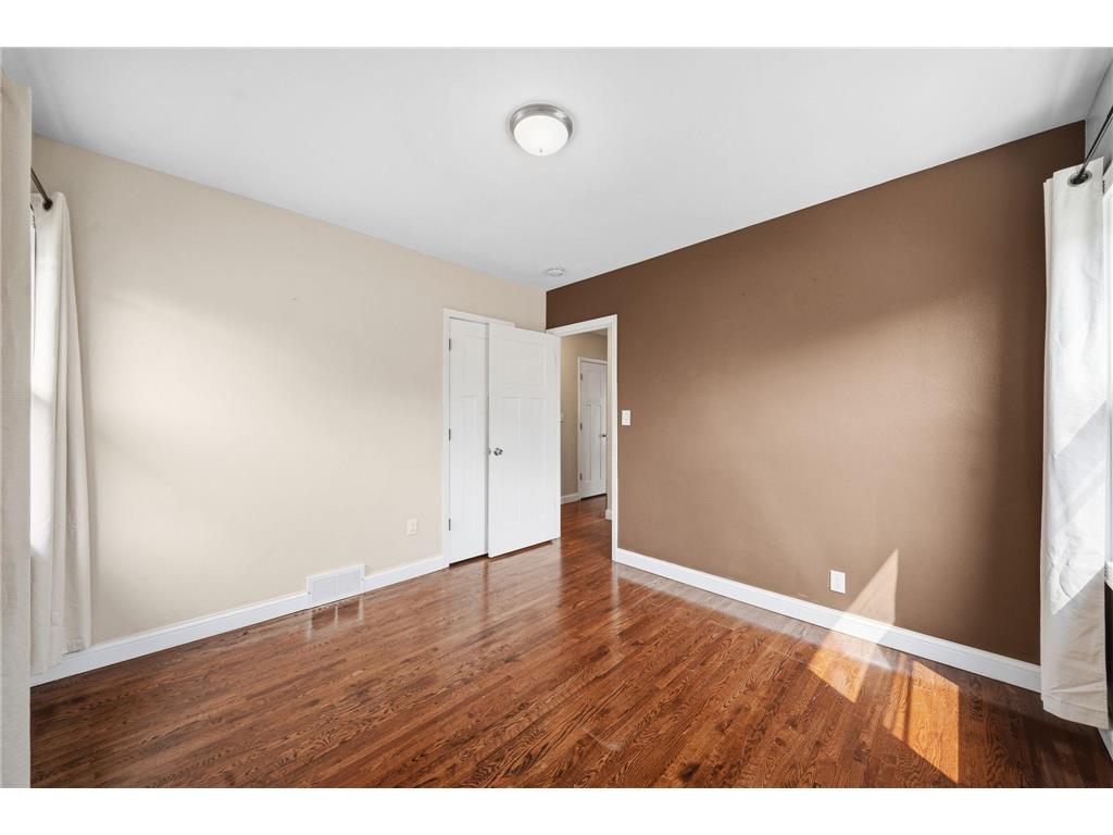 471 White Bear Avenue N Saint Paul MN 55106 7111101 image28