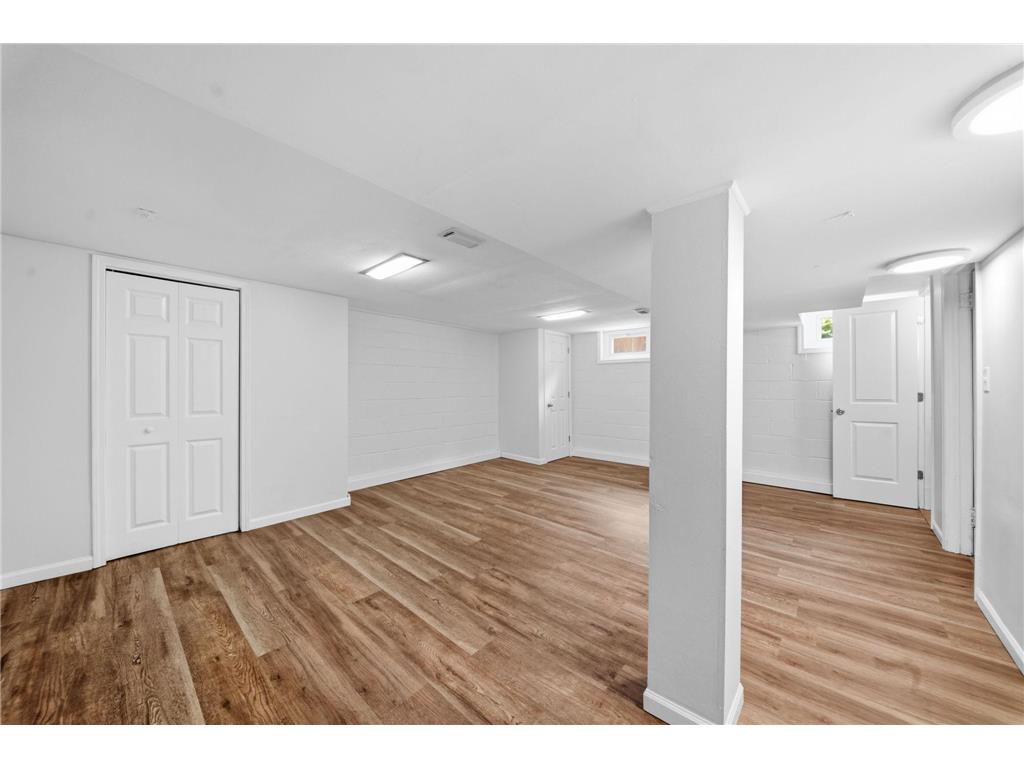 471 White Bear Avenue N Saint Paul MN 55106 7111101 image31
