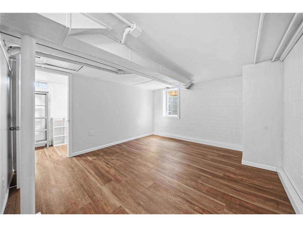 471 White Bear Avenue N Saint Paul MN 55106 7111101 image34