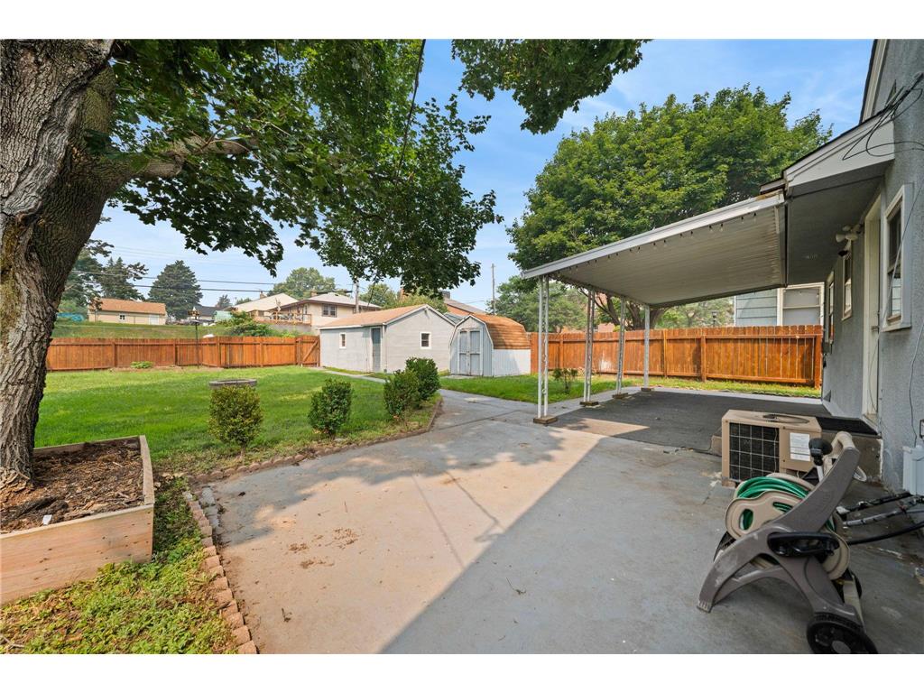 471 White Bear Avenue N Saint Paul MN 55106 7111101 image42