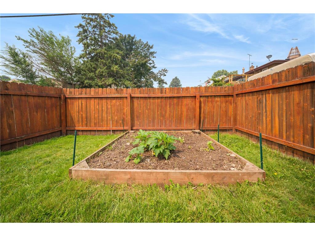 471 White Bear Avenue N Saint Paul MN 55106 7111101 image45
