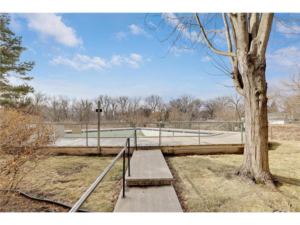 4710 58th Avenue N #107 Crystal MN 55429 7042284 image39