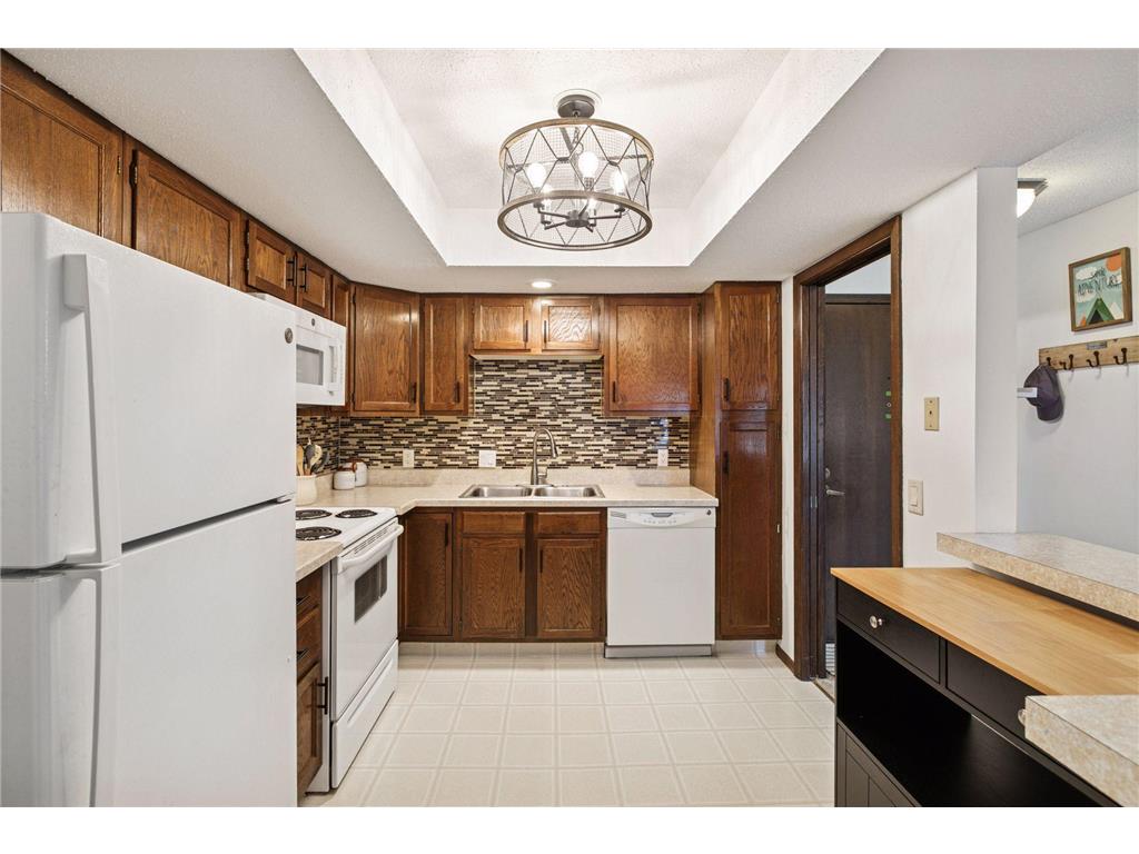 4710 58th Avenue N #201 Crystal MN 55429 7021048 image10