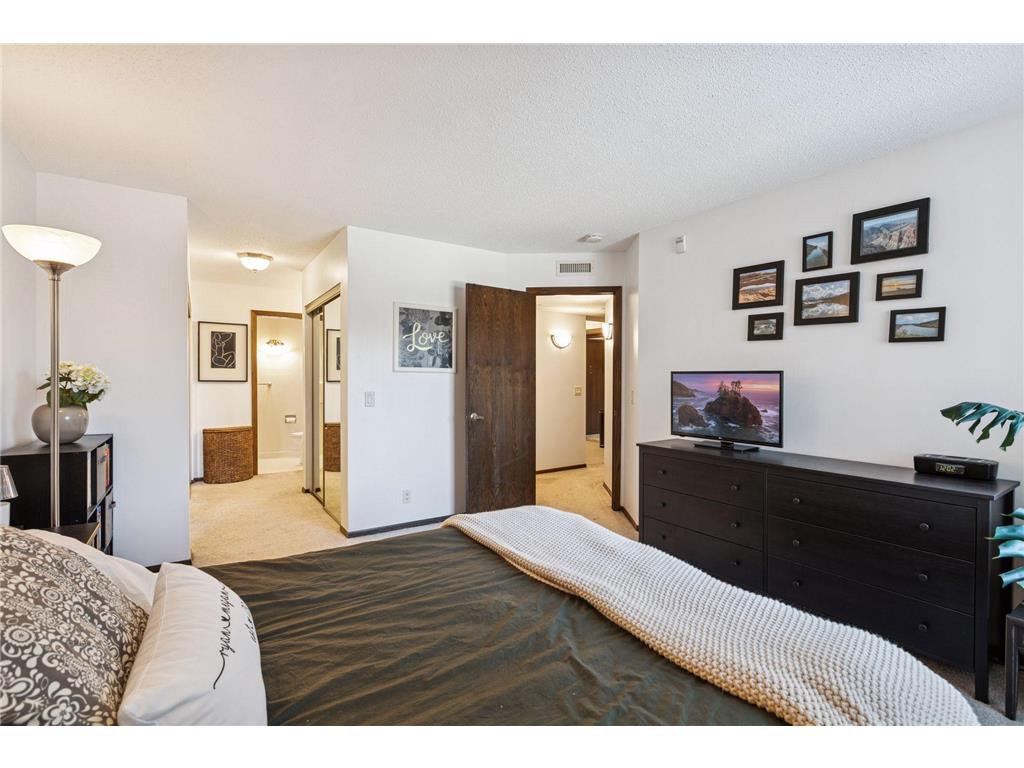4710 58th Avenue N #201 Crystal MN 55429 7021048 image15