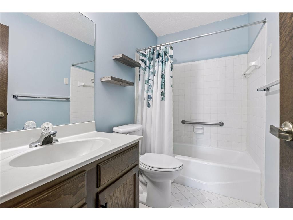 4710 58th Avenue N #201 Crystal MN 55429 7086891 image21