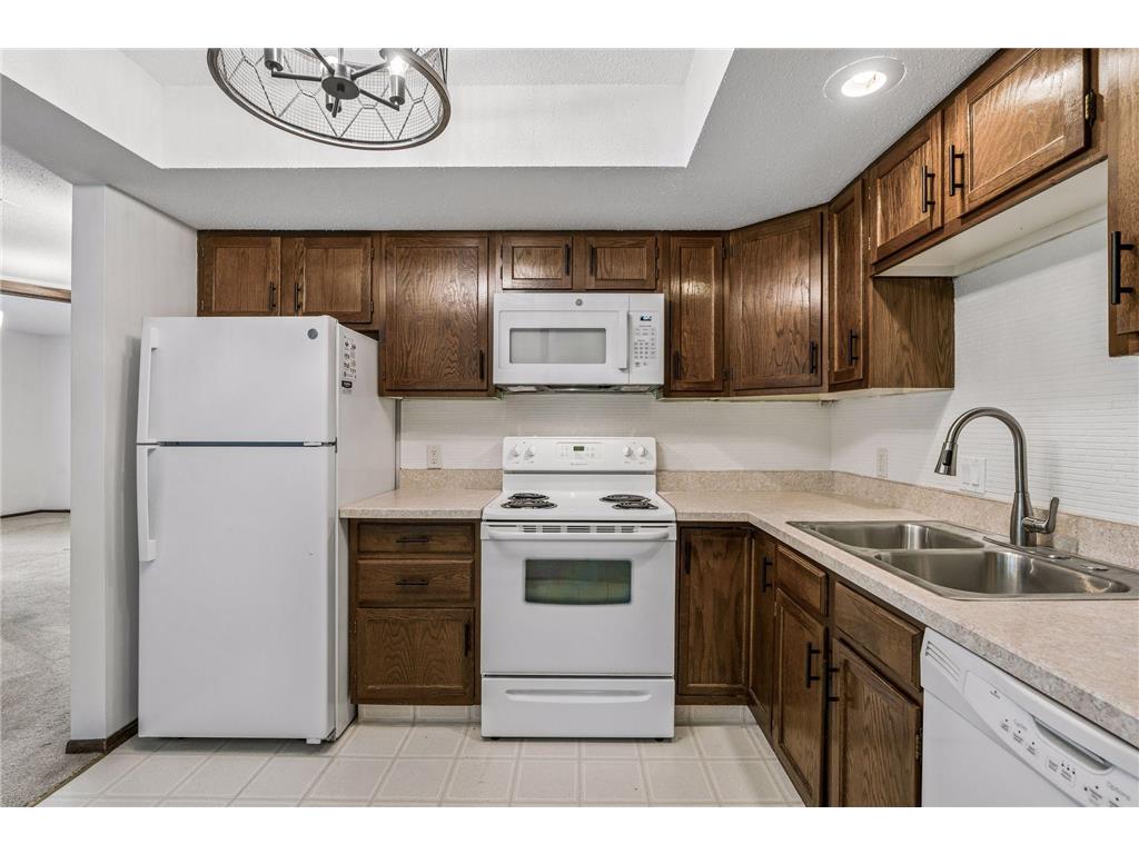 4710 58th Avenue N #201 Crystal MN 55429 7086891 image9