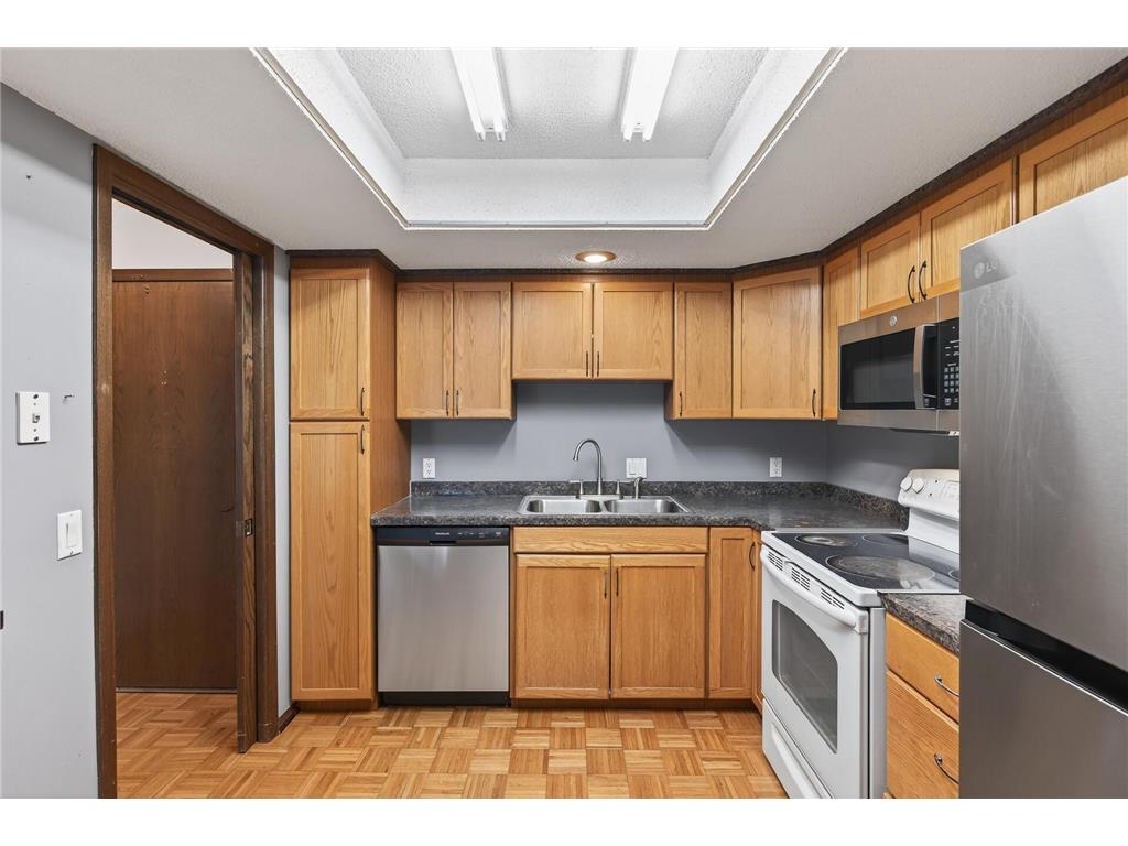 4710 58th Avenue N #202 Crystal MN 55429 6814981 image8