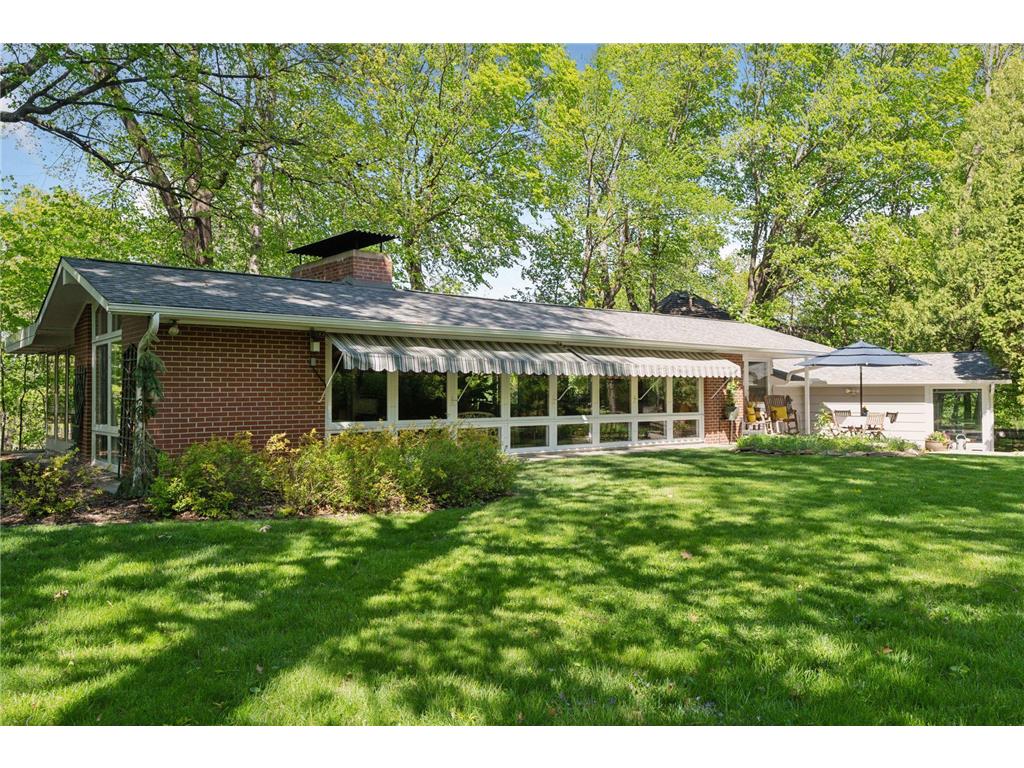 4710 Manitou Road Tonka Bay MN 55331 - Lake Minnetonka 6514315 image1