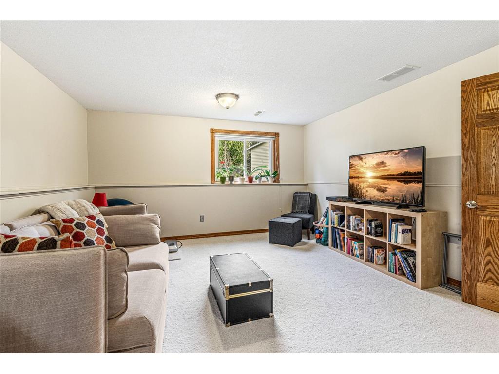 4711 Covington Circle Eagan MN 55122 7069370 image24