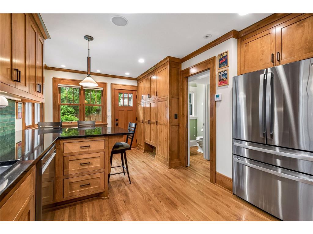 4711 Dupont Avenue S Minneapolis MN 55419 7090060 image18