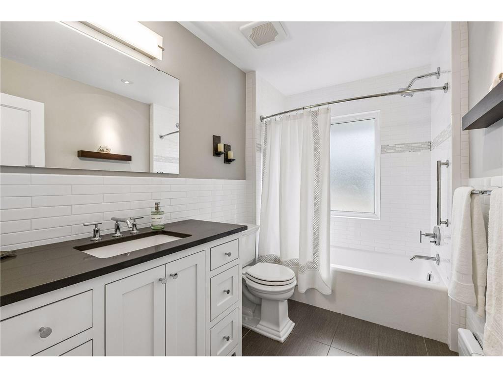 4711 Dupont Avenue S Minneapolis MN 55419 7090060 image31