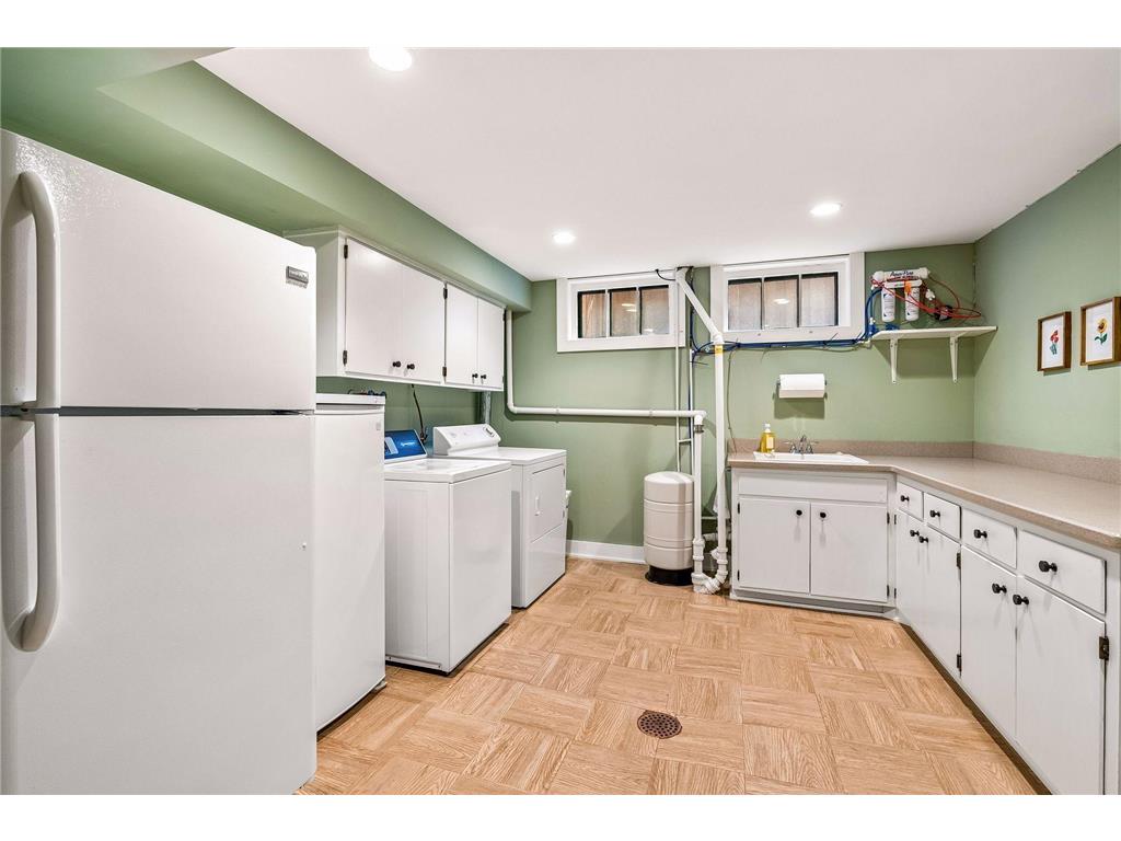 4711 Dupont Avenue S Minneapolis MN 55419 7090060 image43