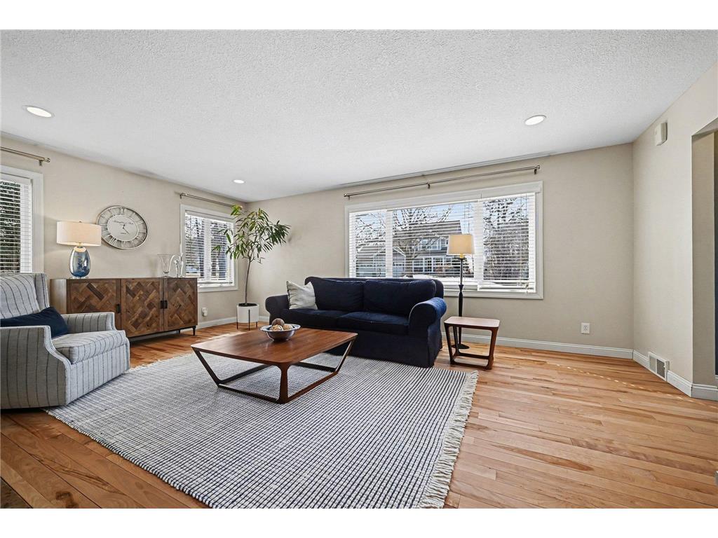 4713 Fairhills Road W Minnetonka MN 55345 7079202 image11