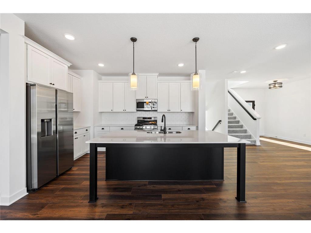 4714 128th Circle NE Blaine MN 55449 6641995 image1