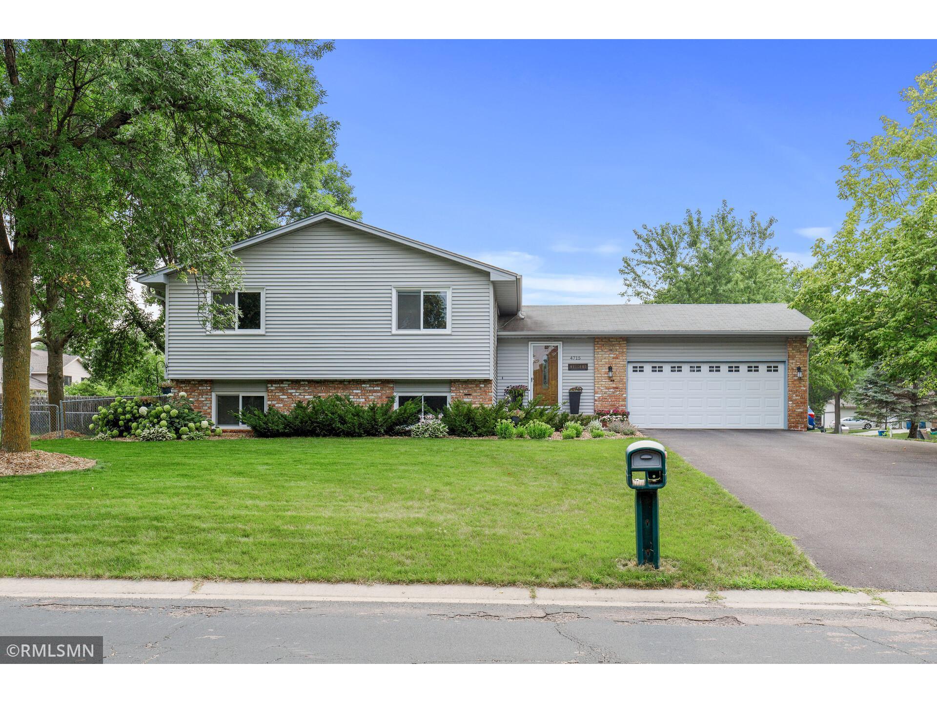 4715 Balsam Lane N, Plymouth, MN, 55442 MLS 7132578 Edina Realty