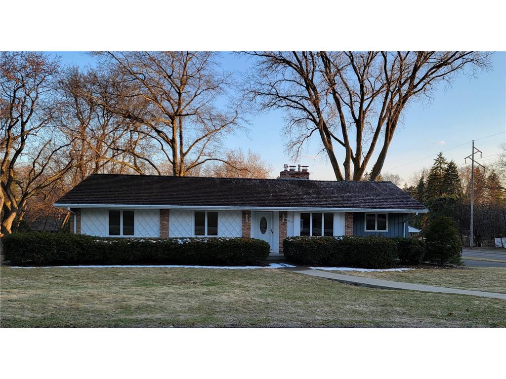 4715 Forest Circle Minnetonka MN 55345 6691579 image1