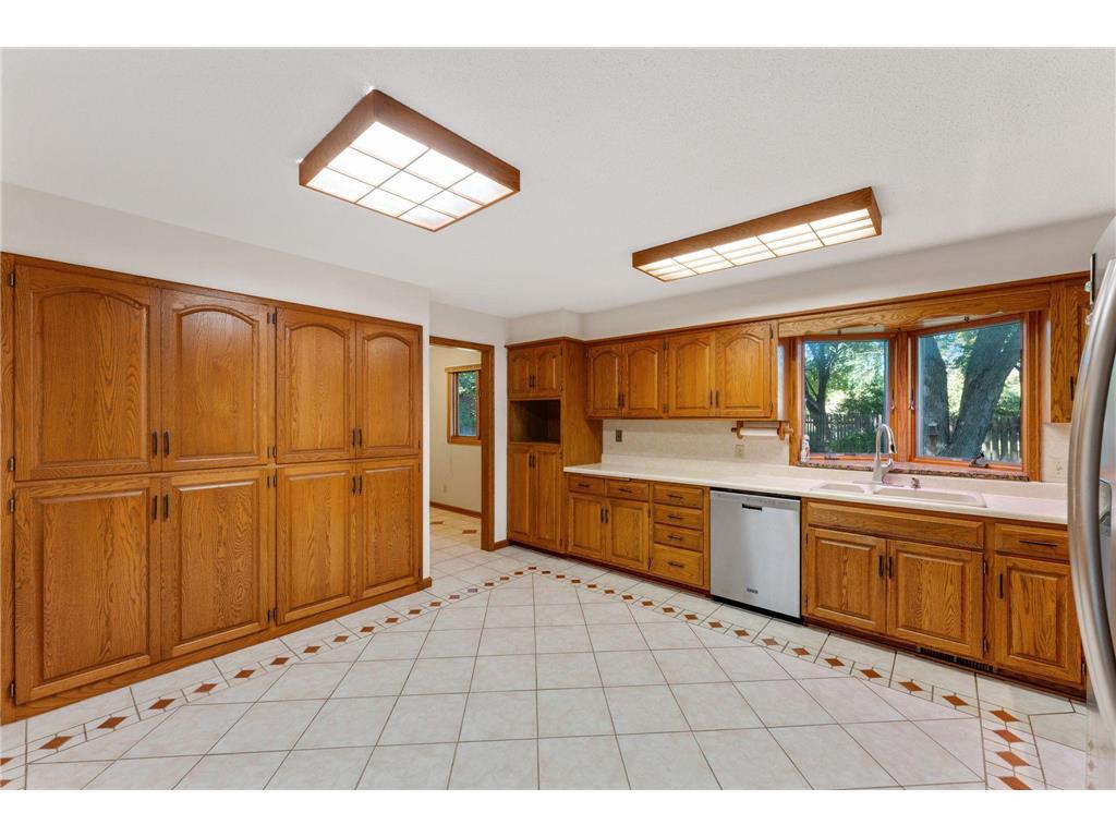 4715 Pilgrim Lane N Plymouth MN 55442 6805193 image18