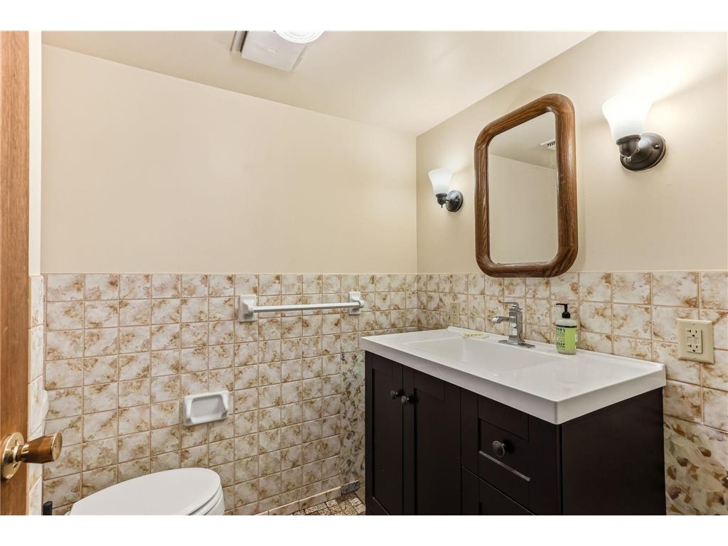 4715 Sharon Lane White Bear Lake MN 55110 7052345 image20