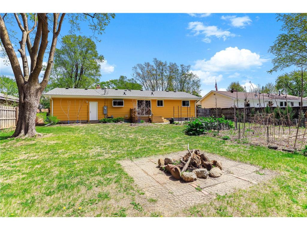4715 Sharon Lane White Bear Lake MN 55110 7052345 image31