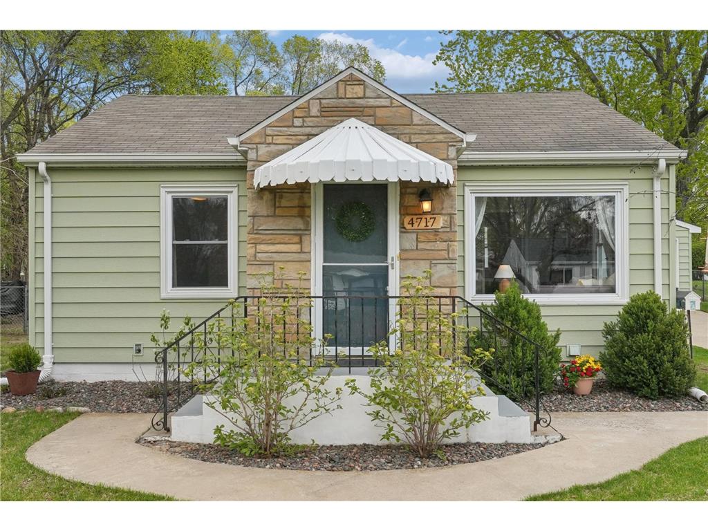 4717 2nd Street NE Fridley MN 55421 7065553 image1