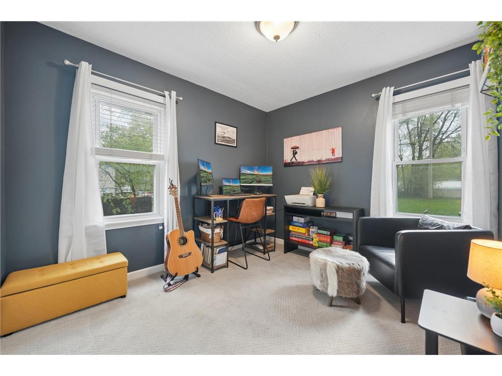 4717 2nd Street NE Fridley MN 55421 7065553 image10