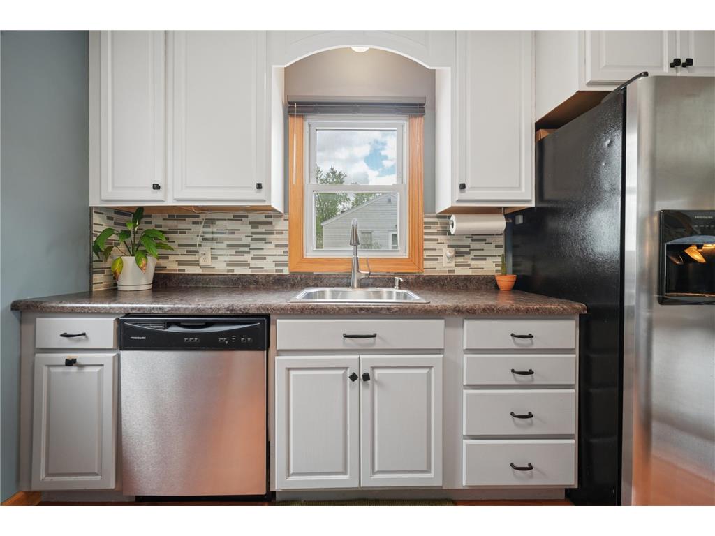 4717 2nd Street NE Fridley MN 55421 7065553 image14