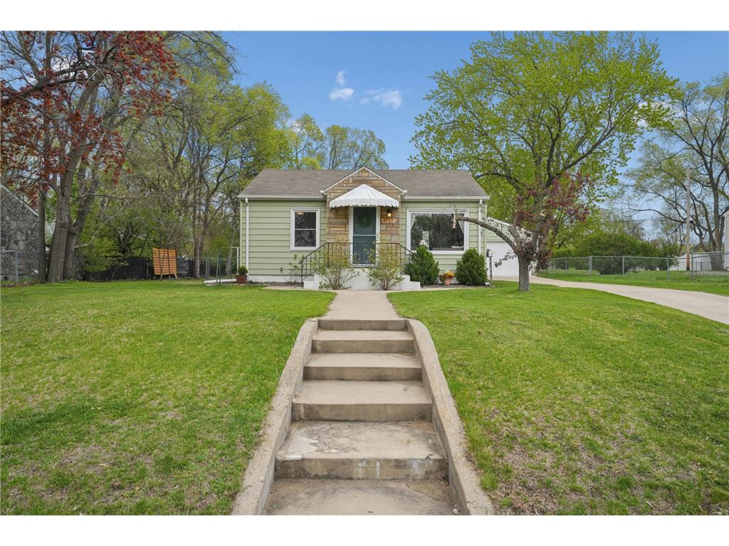 4717 2nd Street NE Fridley MN 55421 7065553 image2