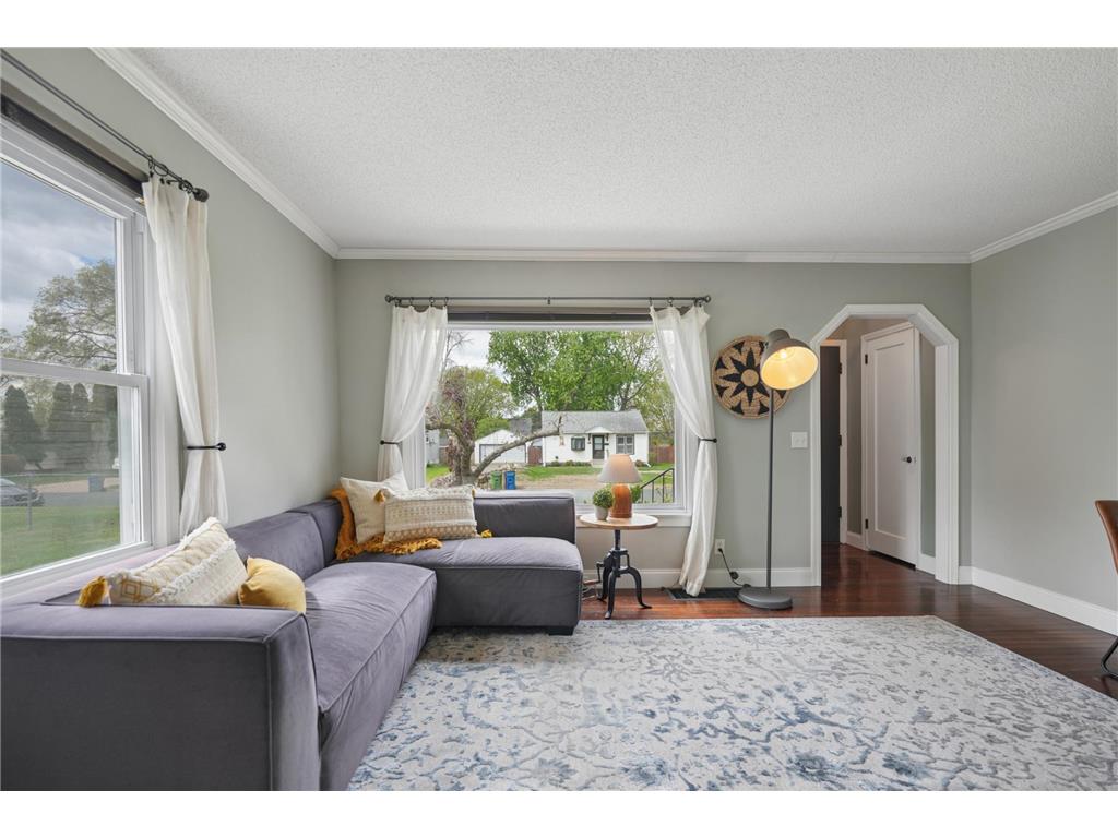 4717 2nd Street NE Fridley MN 55421 7065553 image4