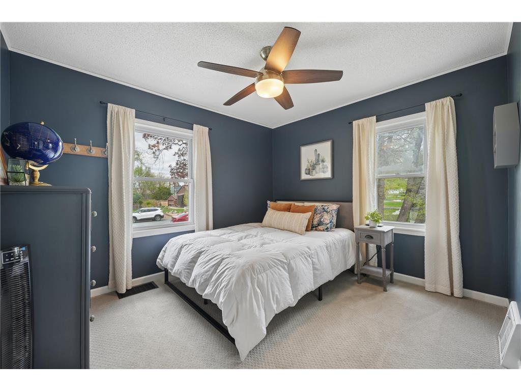 4717 2nd Street NE Fridley MN 55421 7065553 image8