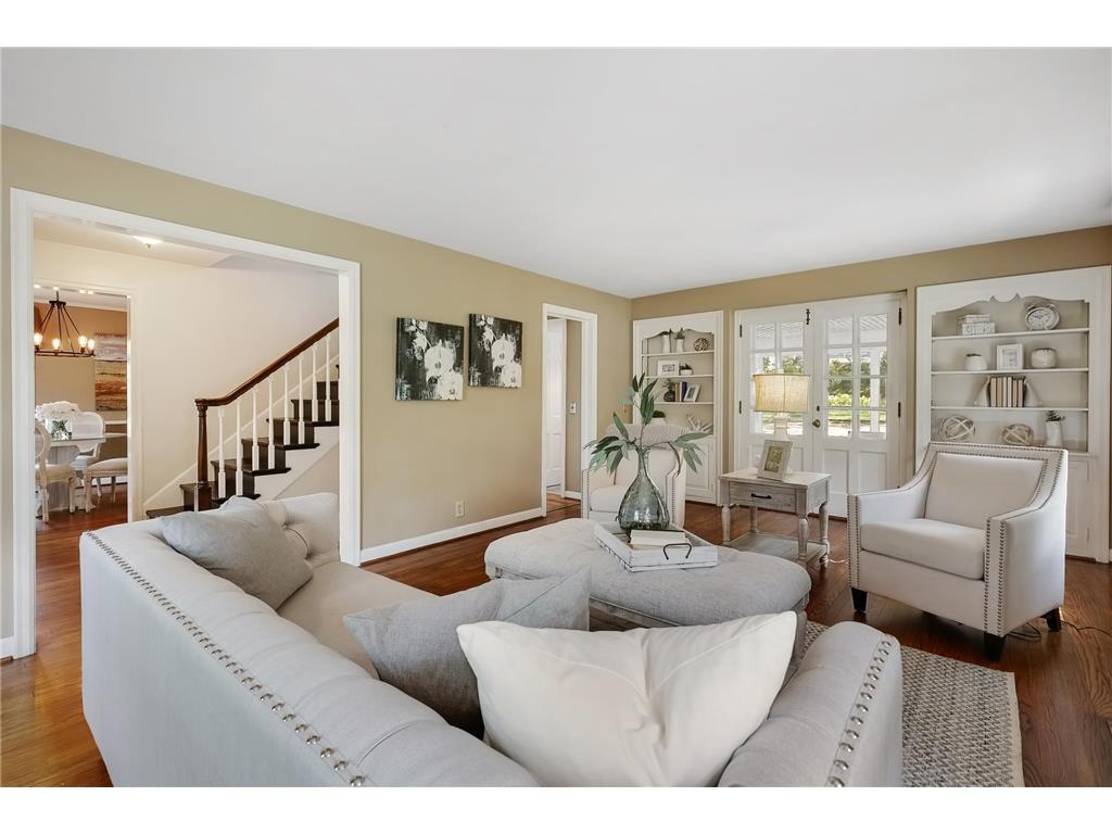 4717 Meadow Road Edina MN 55424 6405256 image1