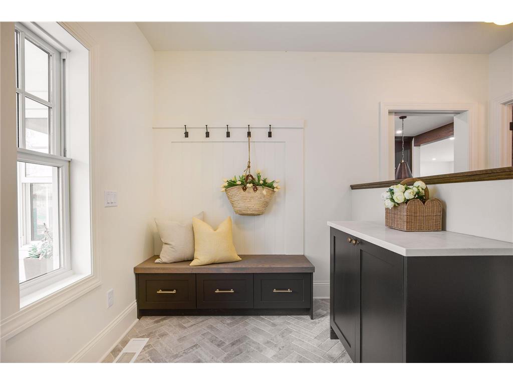 4717 Meadow Road Edina MN 55424 7006056 image66