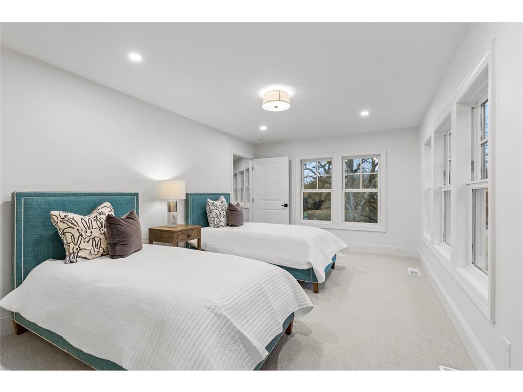 4717 Meadow Road Edina MN 55424 7057406 image52