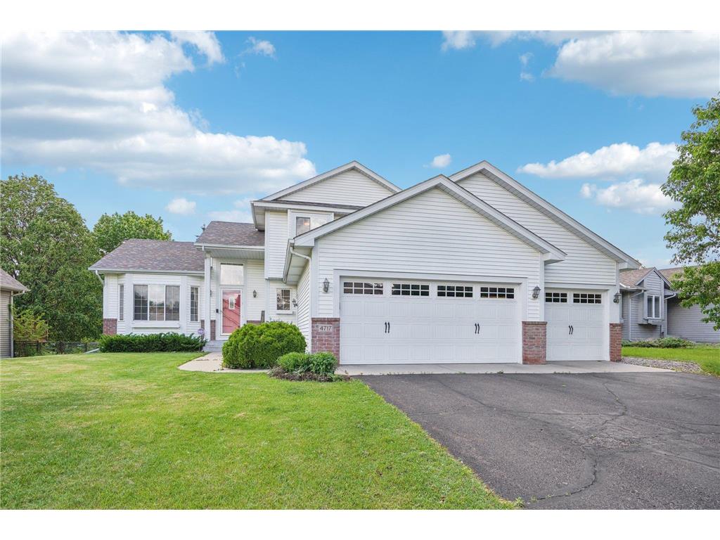 4717 Oxborough Gardens Brooklyn Park MN 55443 6776822 image1